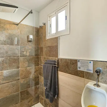 Landhaus Valtisya Pool And Airport Telde