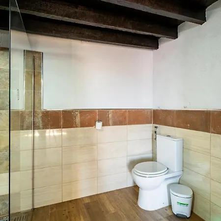 Landhaus Valtisya Pool And Airport *