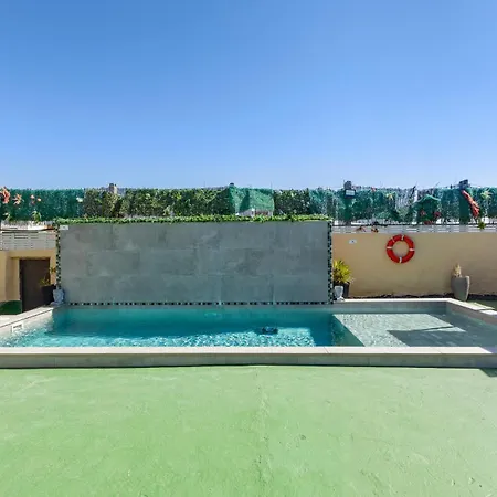 Landhaus Valtisya Pool And Airport *