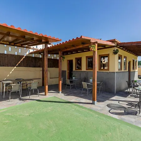 Valtisya Pool And Airport