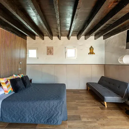 Landhaus Valtisya Pool And Airport Telde