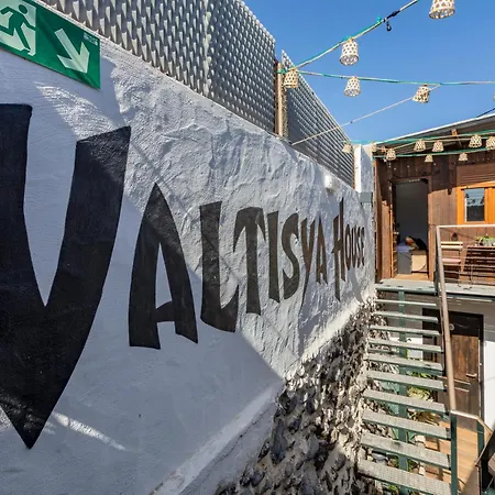 Valtisya Pool And Airport Telde