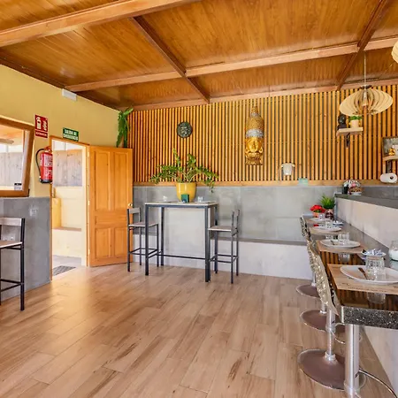 Valtisya Pool And Airport