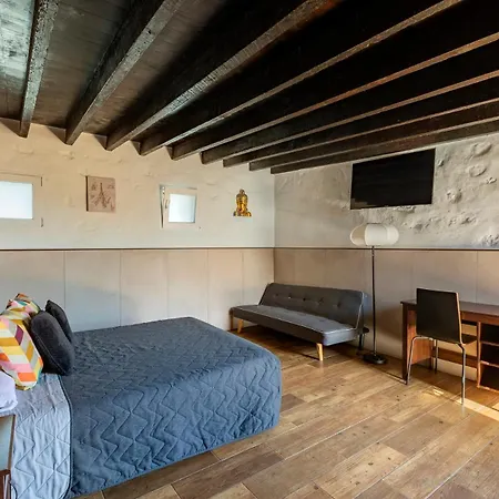 Valtisya Pool And Airport Landhaus *