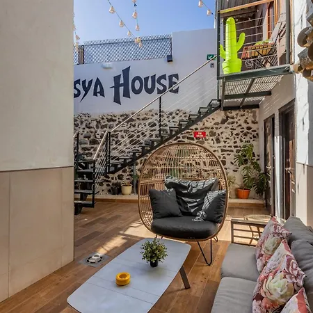 Valtisya Pool And Airport *