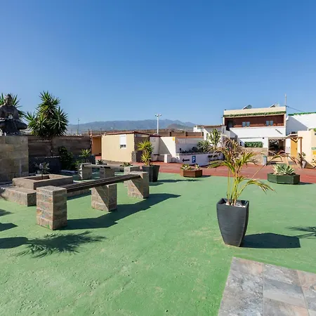 Valtisya Pool And Airport * Telde