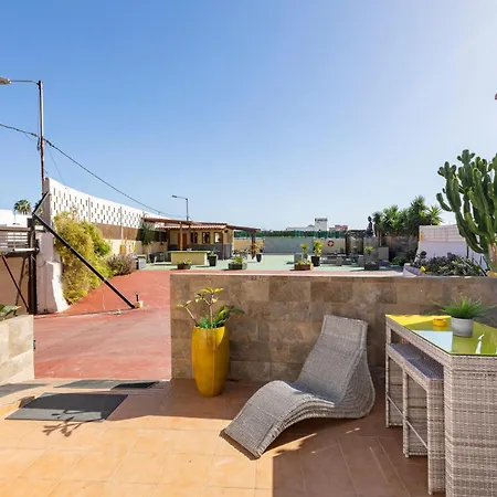 Valtisya Pool And Airport Landhaus *