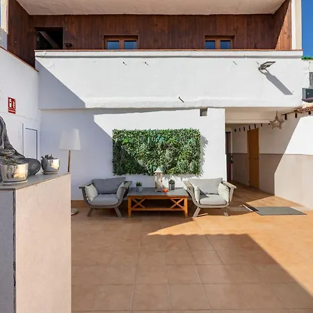 Valtisya Pool And Airport Landhaus Telde