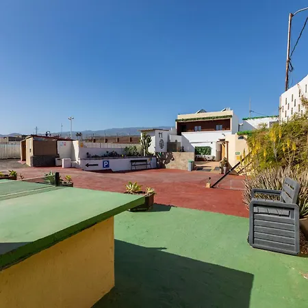 Landhaus Valtisya Pool And Airport