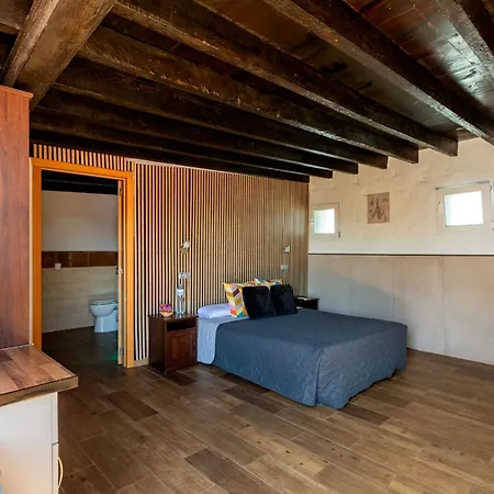 Valtisya Pool And Airport *